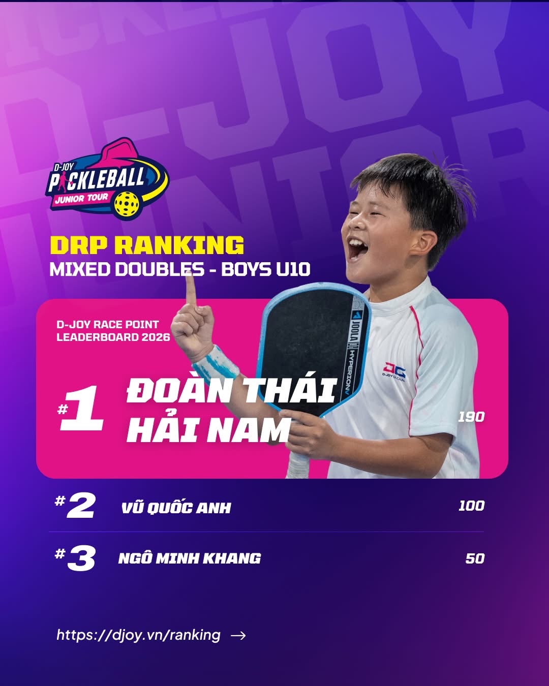 Hải Nam nhận huy chương